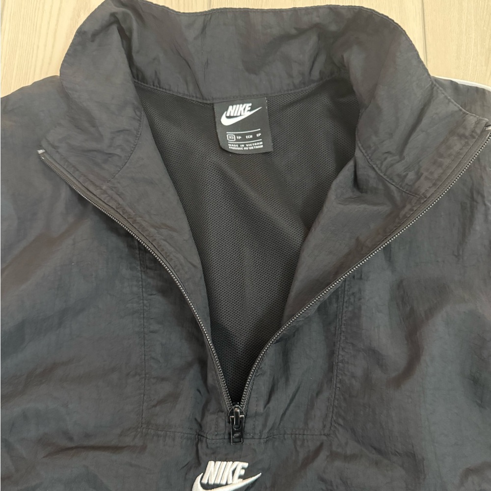 Nike Half-Zip Windbreaker Pullover - image 3
